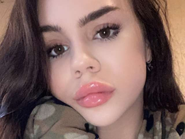 LEXYBIGLIPS free sexy photo